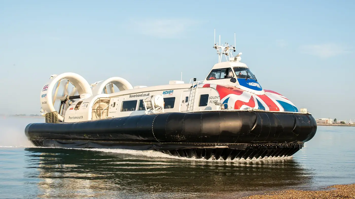 Hovertravel prom